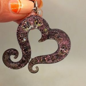 Heart glass pendant necklace